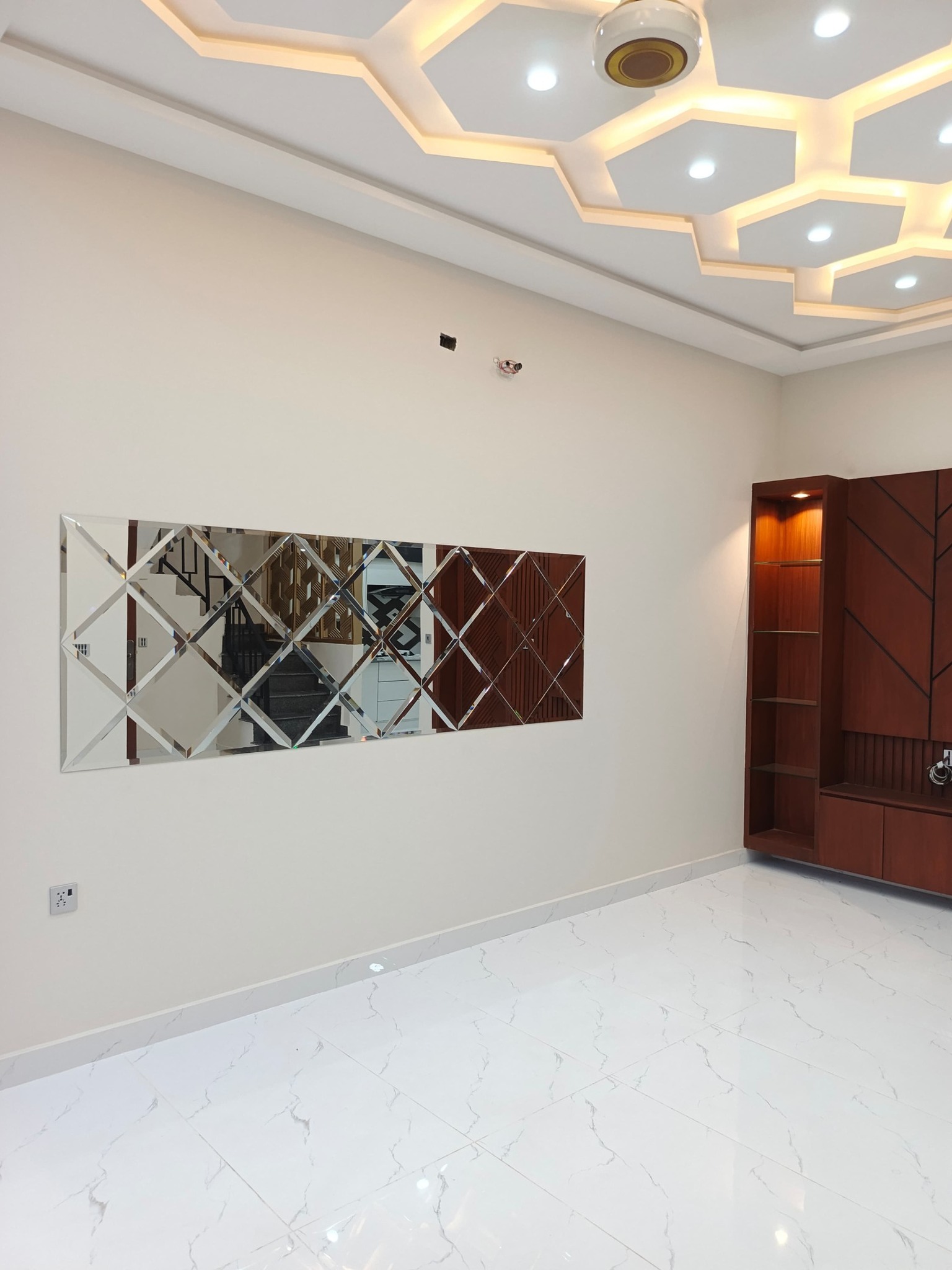 574077030_2026904961468413_2316089115373605279_n