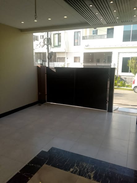 574574952_122275107500217461_4508901905223937626_n