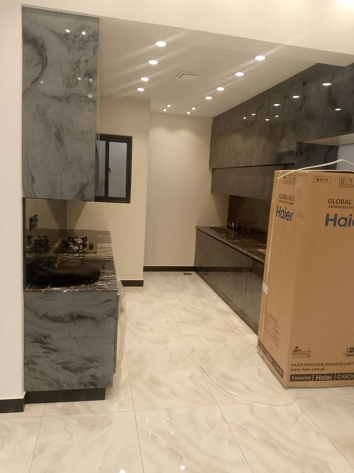 574940169_122275110206217461_5226537161206435680_n