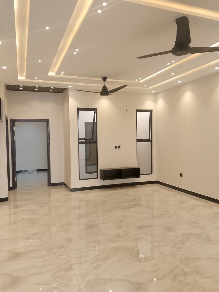 576372707_122275111124217461_926594625952086379_n