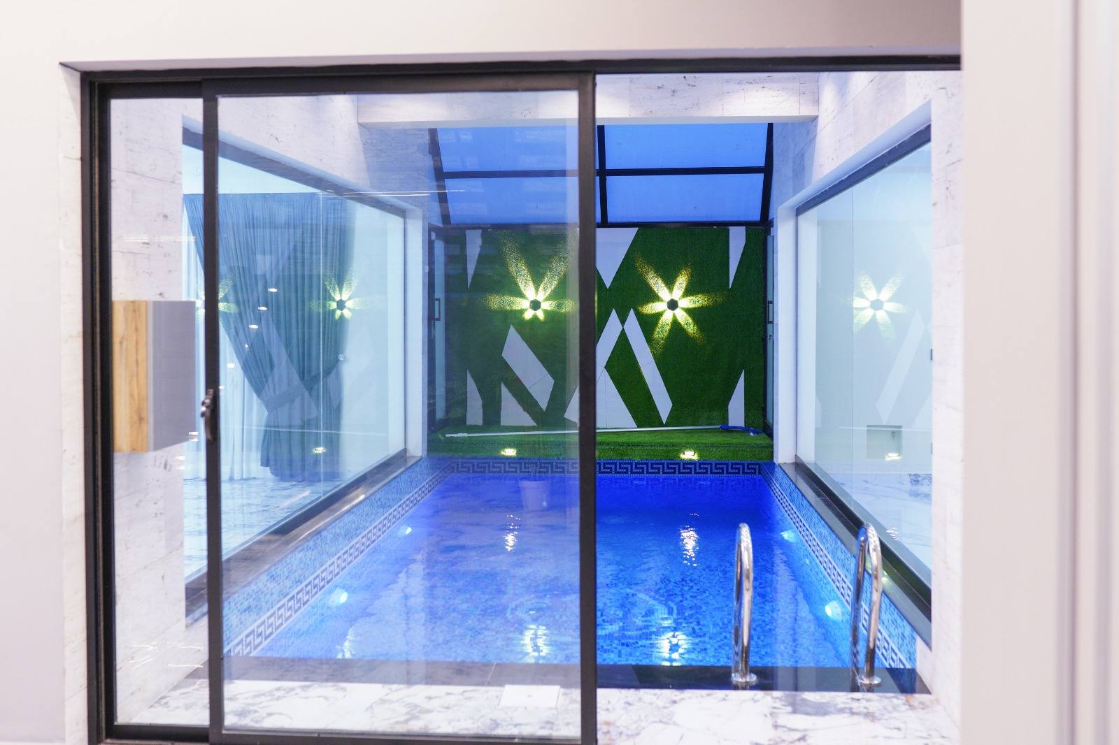 576972439_2037949690341438_9197565175370118055_n