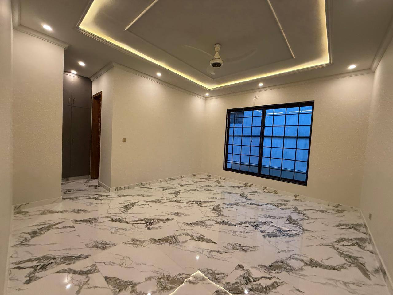 577592033_2038191330317274_3817577001134646012_n