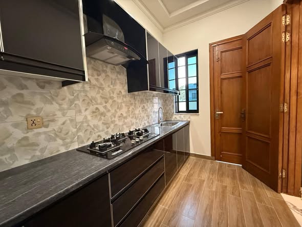 577630677_2038190930317314_65851117832707670_n