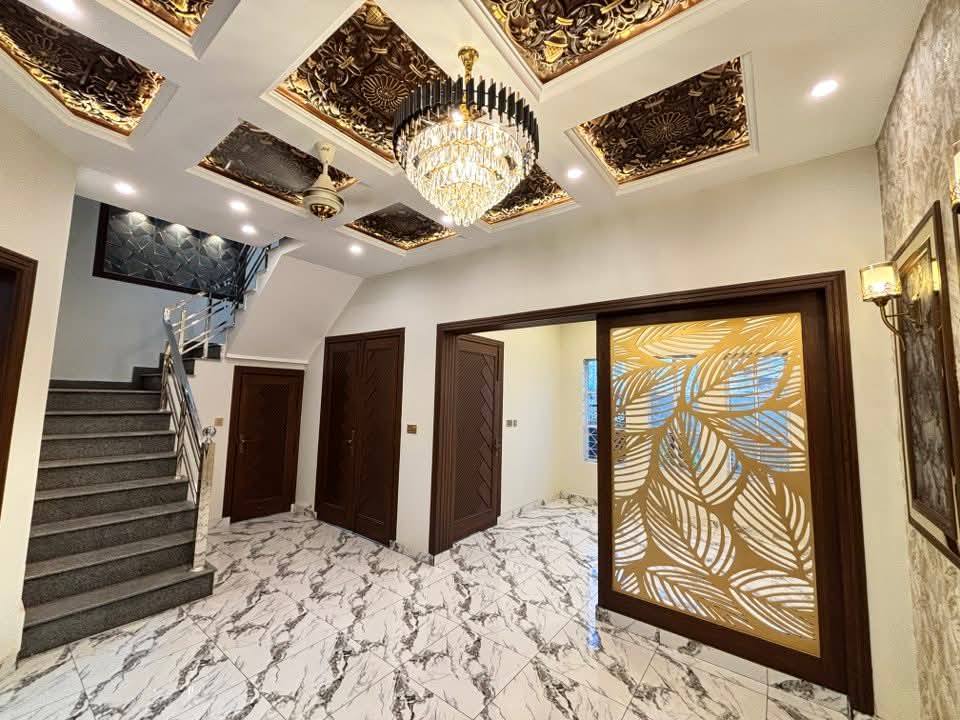 577914296_1898661767713128_8641566669128749071_n