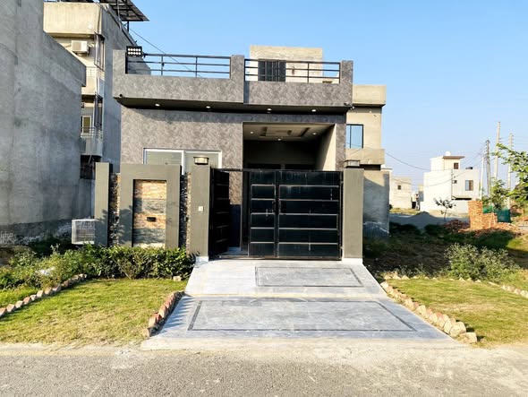 578201729_122112486867046648_6176239028312197931_n