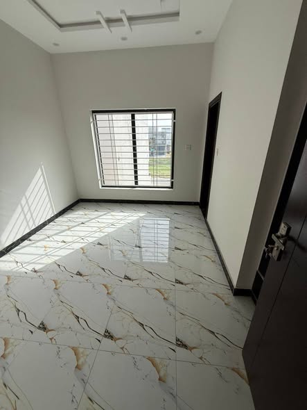 579256435_730030066779223_4321706797644029840_n