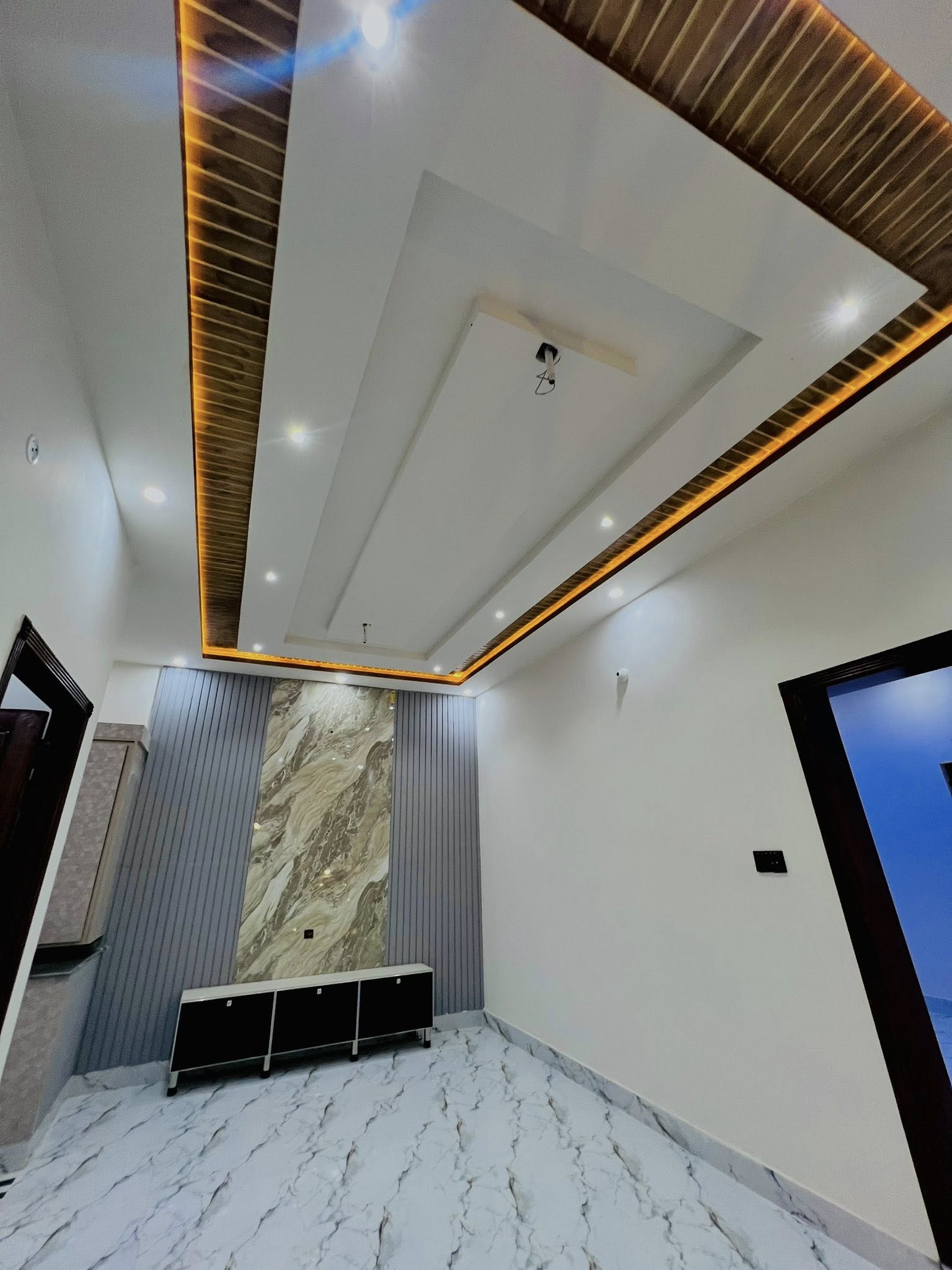 579323573_730172656775011_6438660561610723451_n