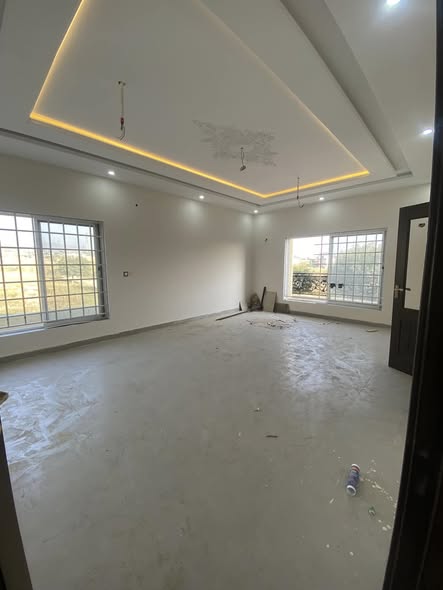 579519859_729765360140275_6536294767260279541_n