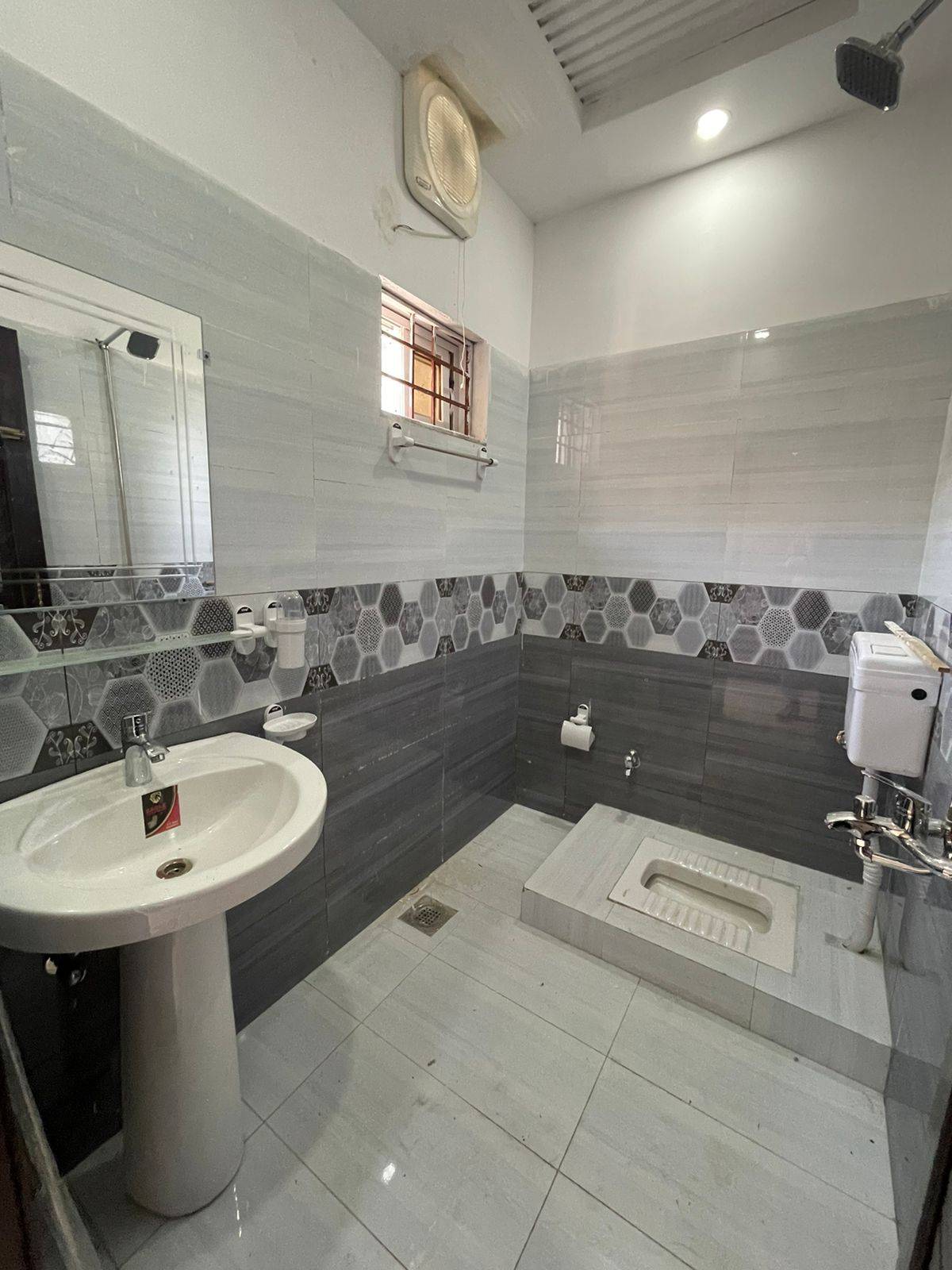 579937790_1328994772572769_8906363562034692053_n