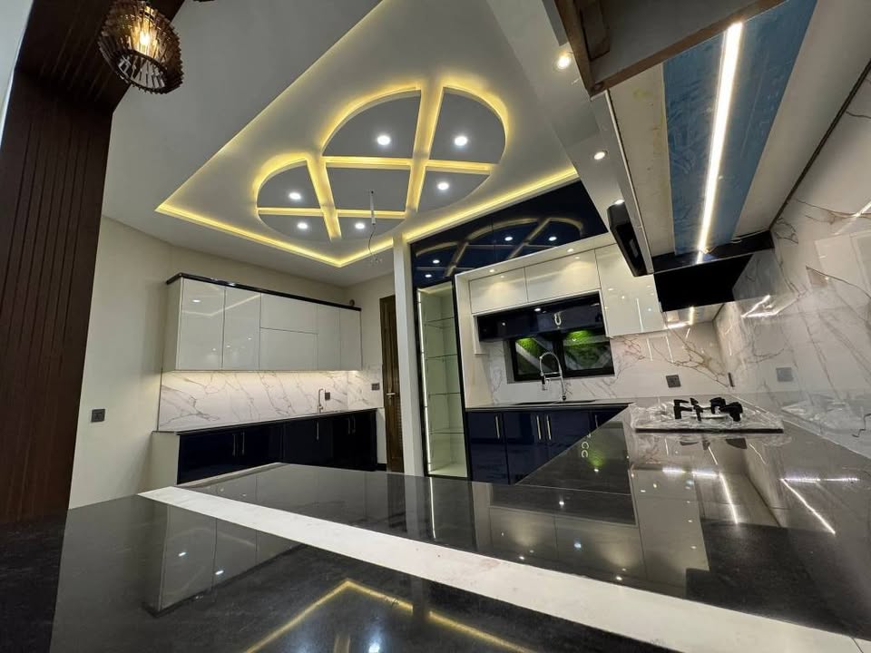 579997635_122279698742209106_1762447008801373405_n