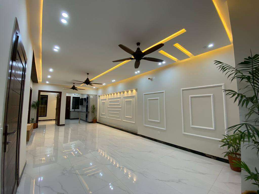 580550095_2042521503217590_4554048703462519861_n