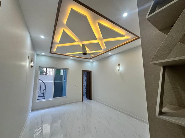 580816266_2042841973185543_9025425557604969763_n