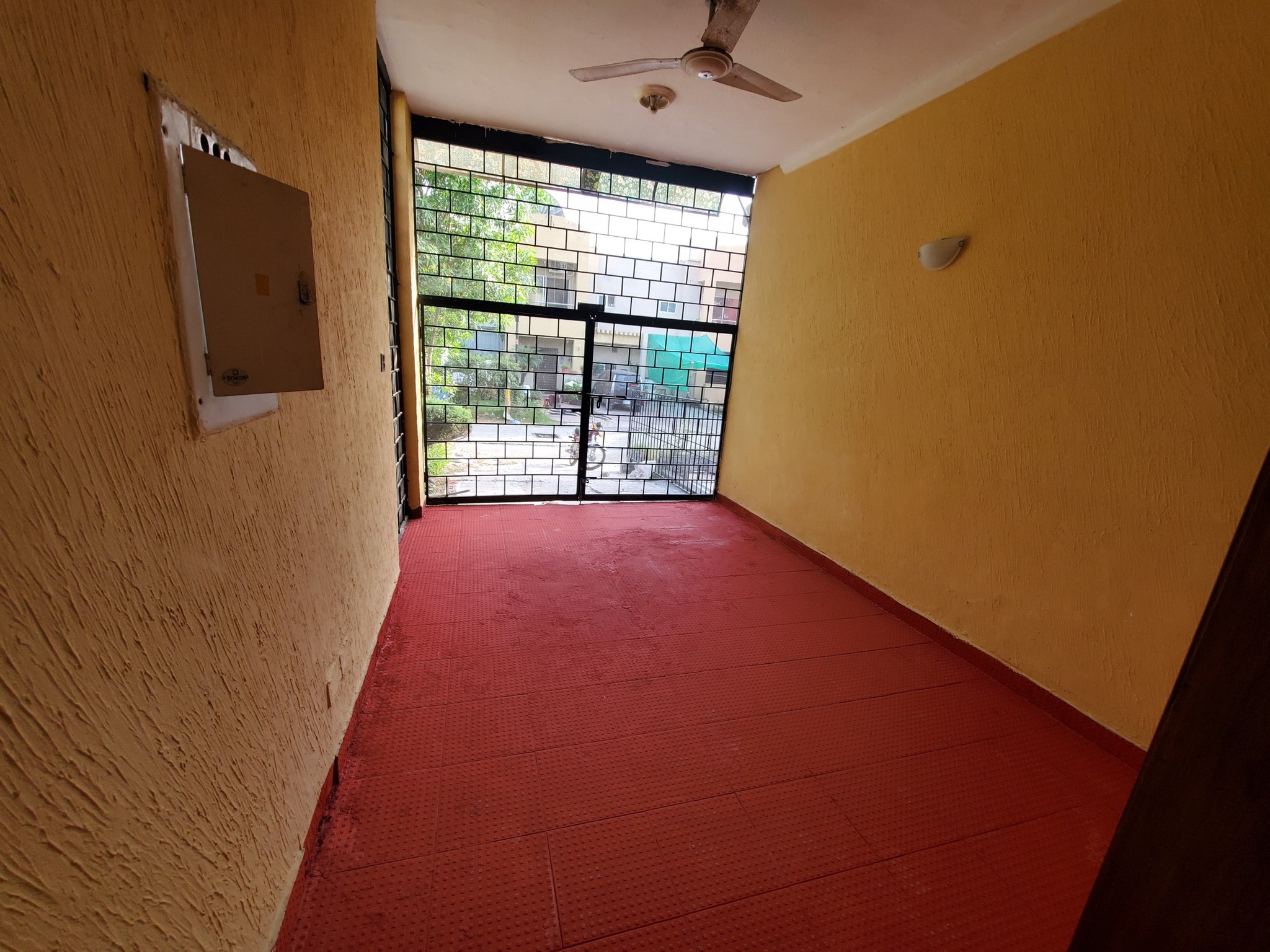 581014741_2040942626708811_1710687352164972182_n