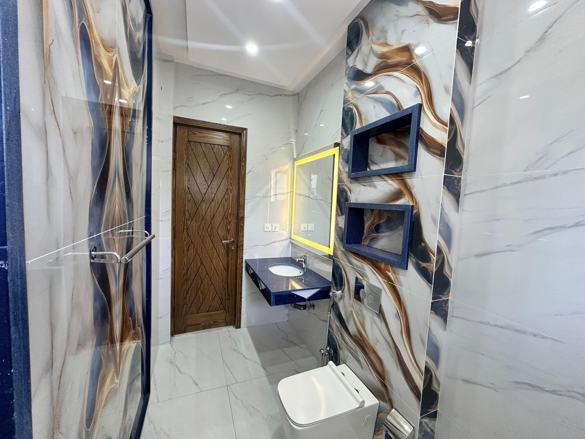 581869769_2042843366518737_4862820150014540821_n