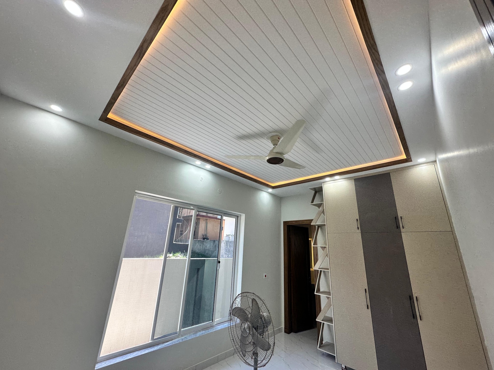 582106686_2042843963185344_3188829451912202200_n