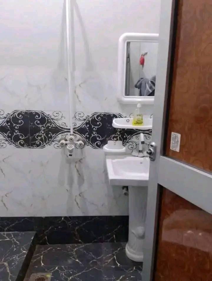 582767459_2083689212377336_8669849305005834860_n