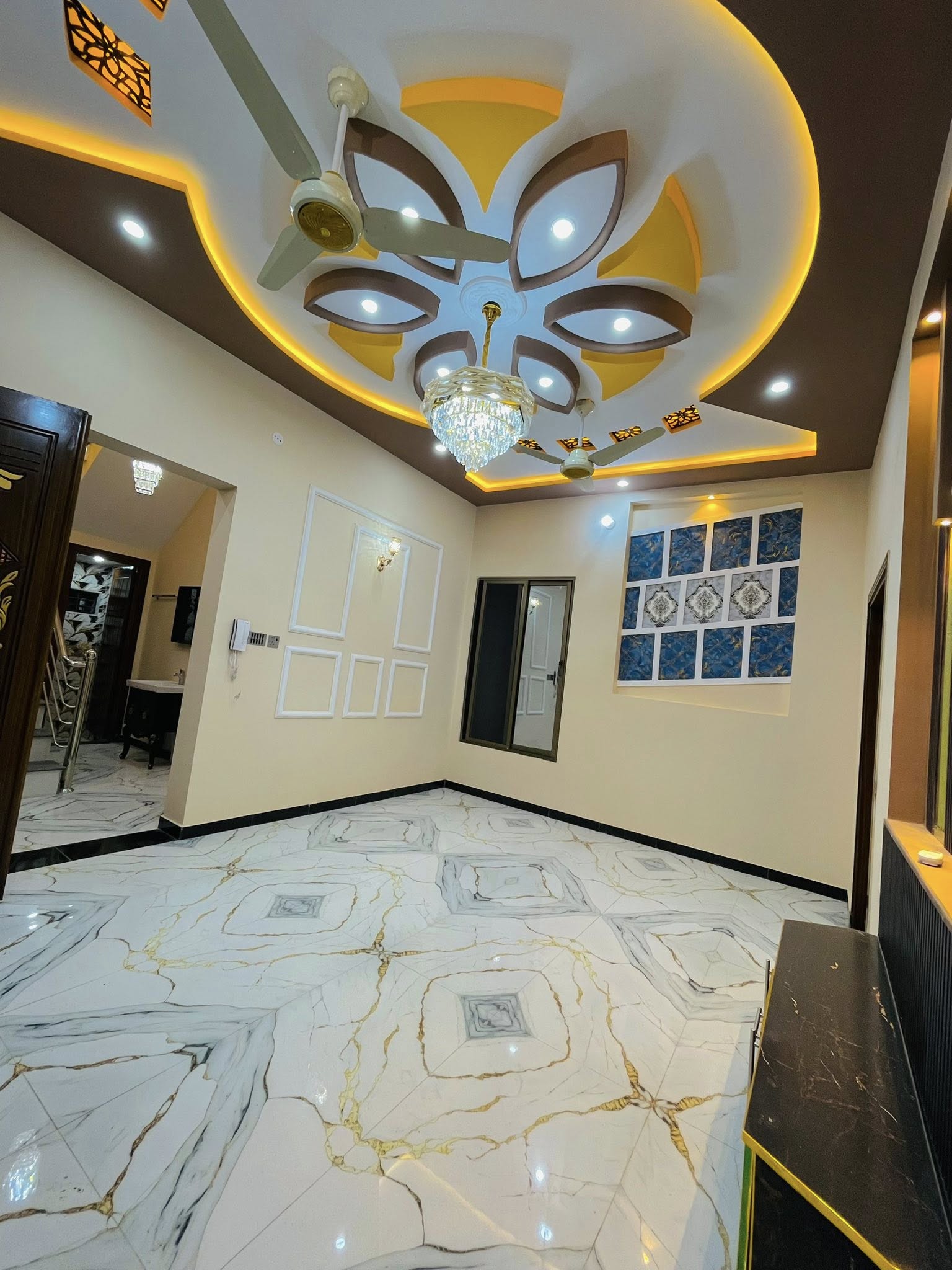 583327774_122307238394080652_1829024129500388888_n