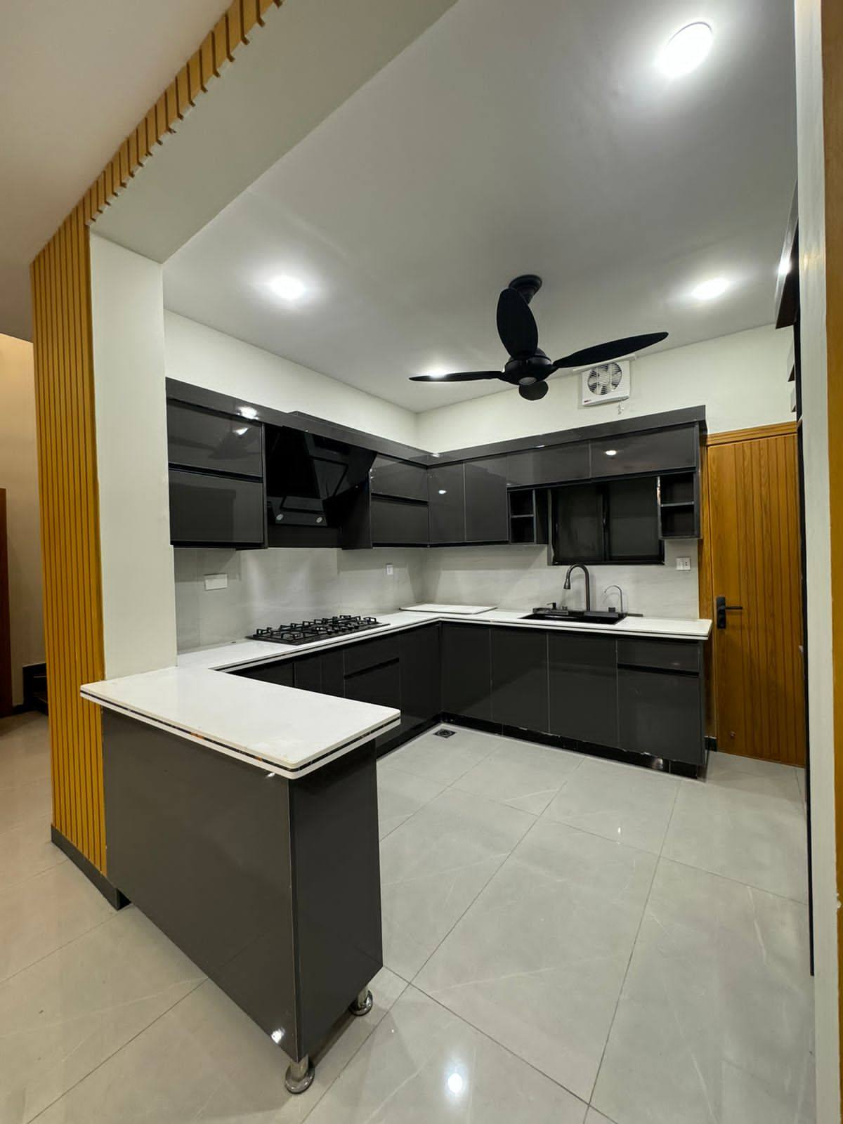 584513733_2046200042849736_6521118797105701231_n