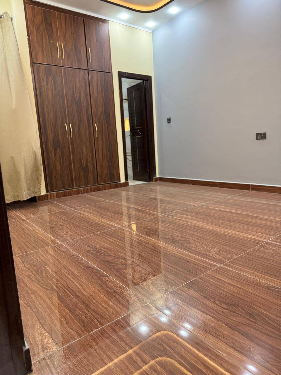 584686196_25860239846910905_6227328365839068739_n