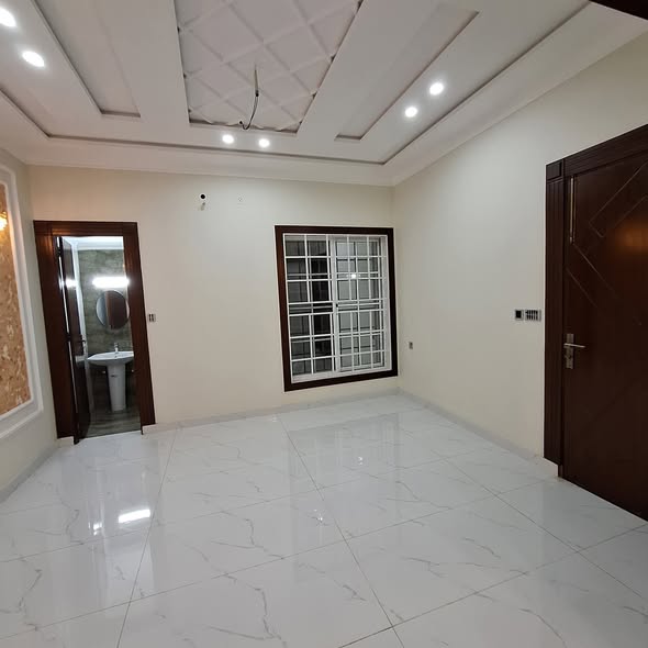 584884452_122201077106289189_3091010729810244962_n