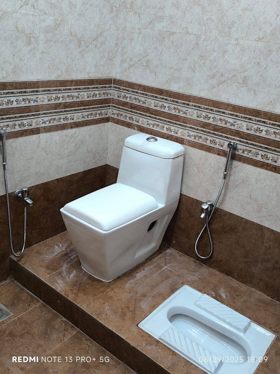 585496537_1297474595757872_5471437373682039079_n