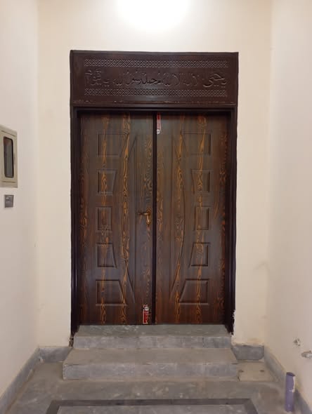 586233962_748685921576884_6676031665597911613_n