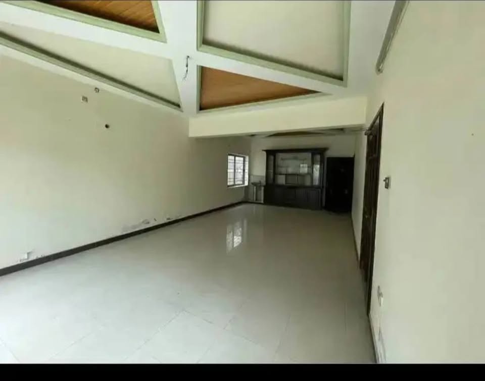 586246432_122210458742553203_3755944561260032540_n