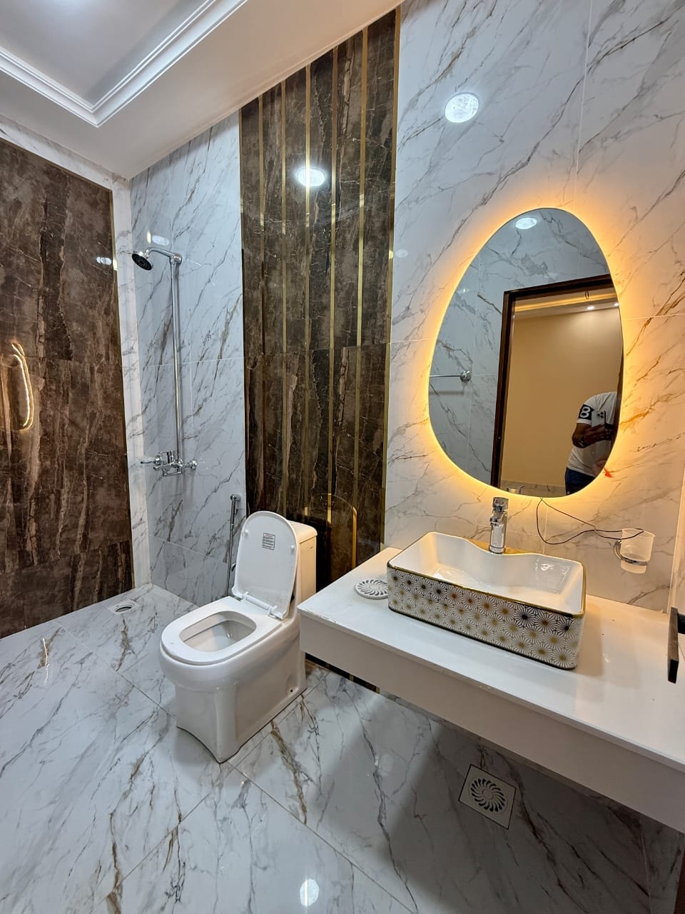 587628767_2110418619696765_4983514984094037461_n