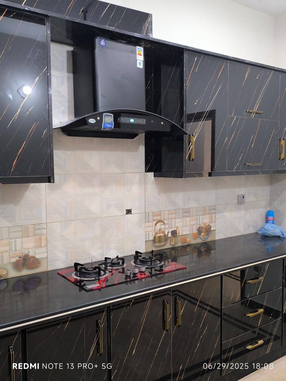 587803313_1297474519091213_8982508196816059732_n