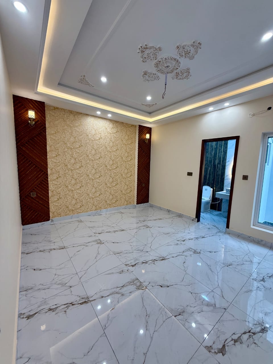 587827931_2110418659696761_2944850173108290725_n