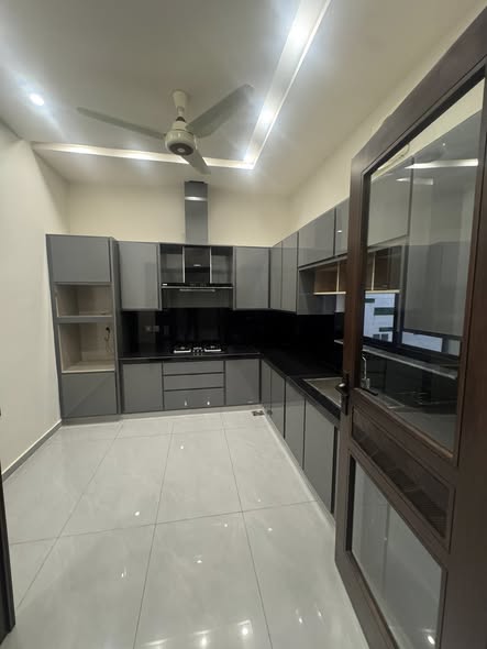 587969360_2901760830212568_7272000563323936490_n