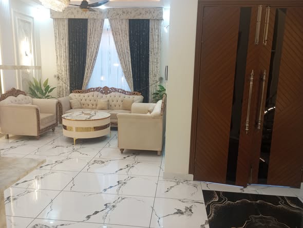 559985431_122216071406286102_658239893673281610_n