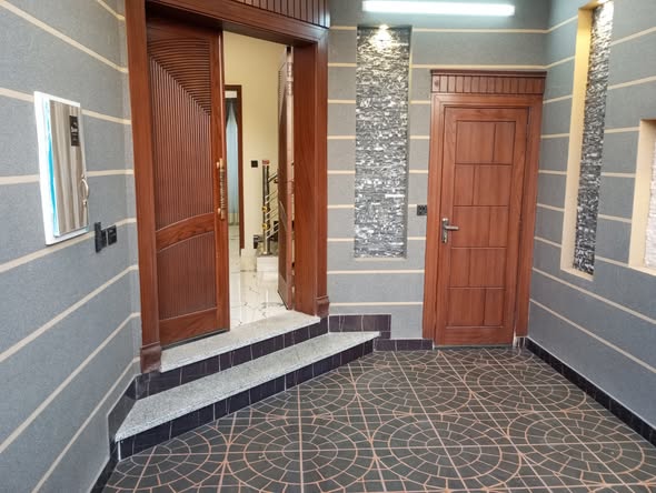 566218241_122217402446286102_8053436834654962549_n