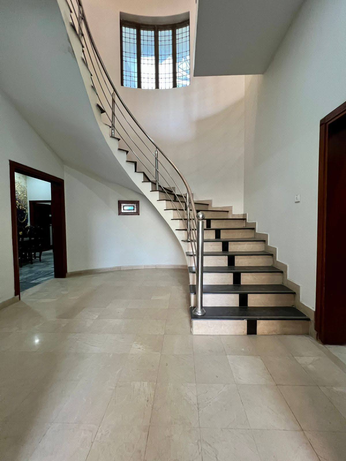 573620560_122153342186703035_4269412860702007920_n