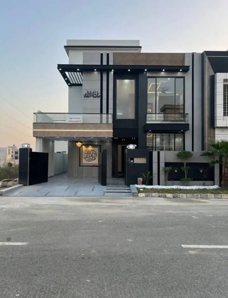 585286725_122177091356473241_3686925670330047003_n