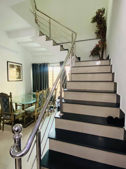 588209843_864639179287797_7123644726292632946_n