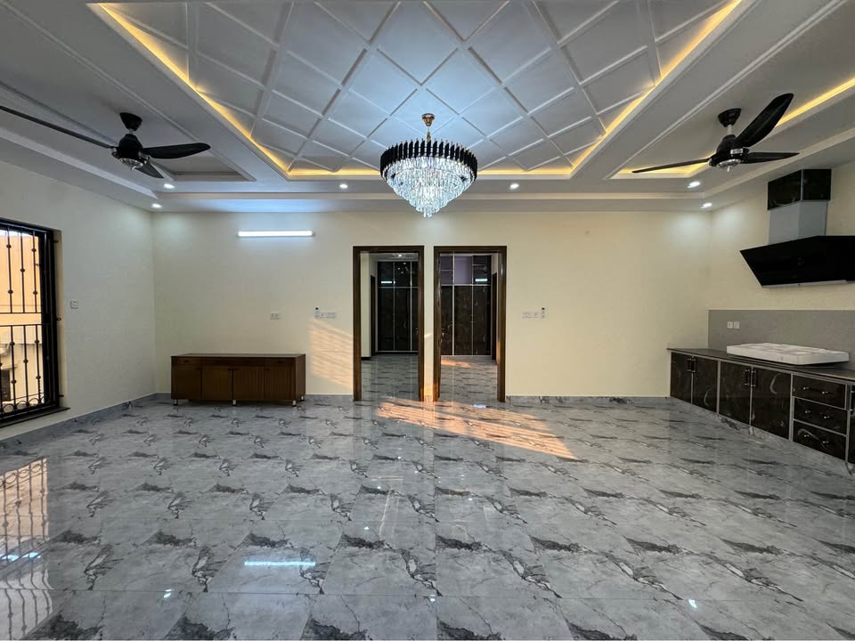 588605871_1923300595158139_3351980477806296314_n