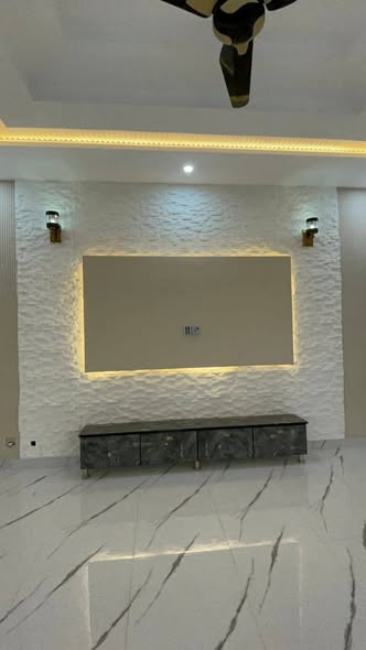 589966080_836781132306322_4069407762615649800_n