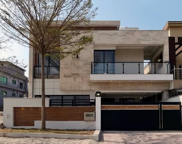 589987599_876373998676513_1087644776089126114_n