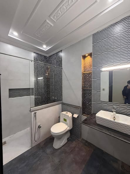 590435428_817136407811608_2077932140614982782_n