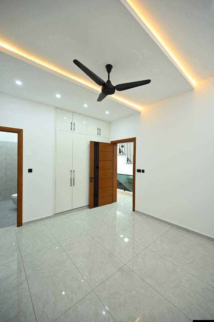 590830274_877679401879306_5905660644098648462_n