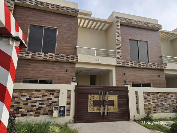 591163760_10163633687075325_5555149074253169212_n