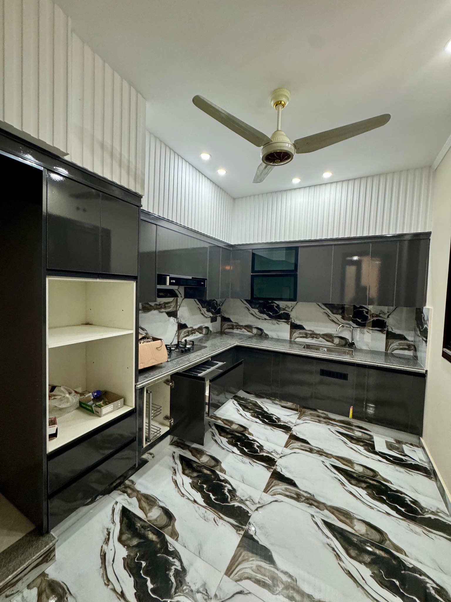 591720367_122218860242100227_7870506333858231773_n