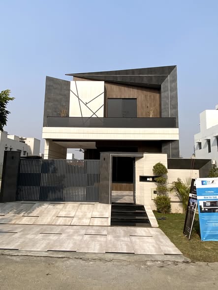 591991870_122183248652514790_2133584232065241527_n