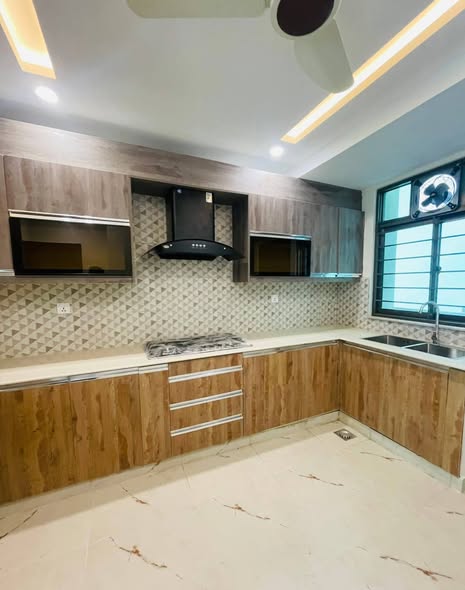 593296282_1547201753200191_5218969189226719076_n