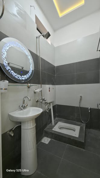 594429993_1353173250152915_4745479628849169253_n