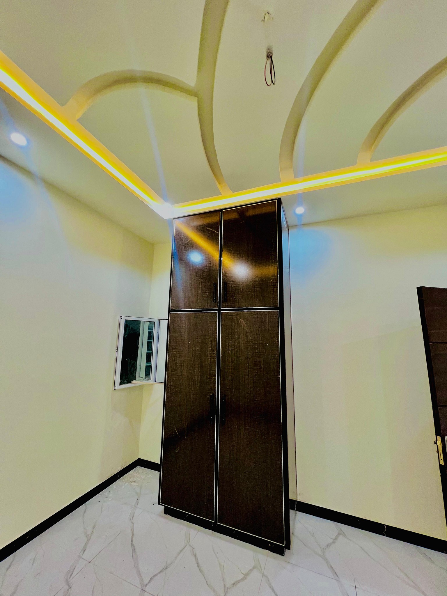 595079299_877894158037928_8584438516094651447_n