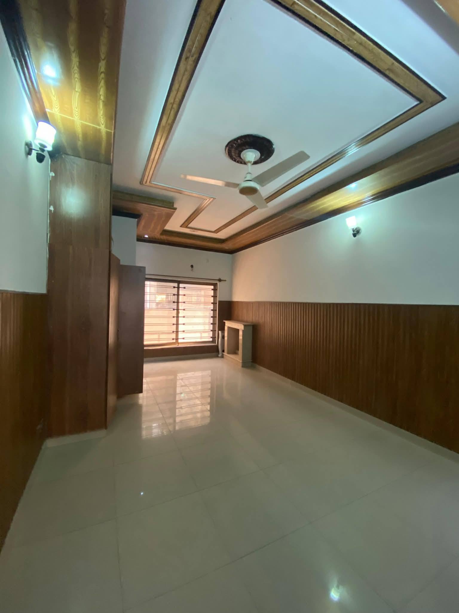 595658748_887436280903618_2612039985354350134_n