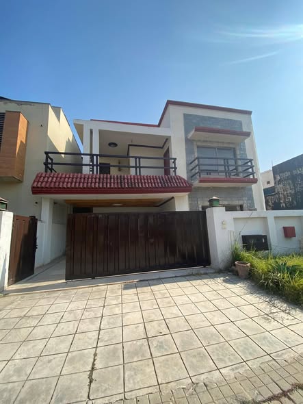 595668723_887435747570338_3689934321661379452_n