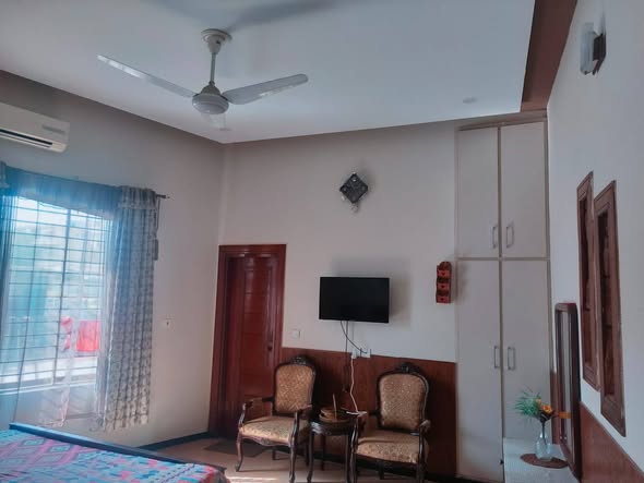 596080721_122115463011016051_8391403122969472099_n